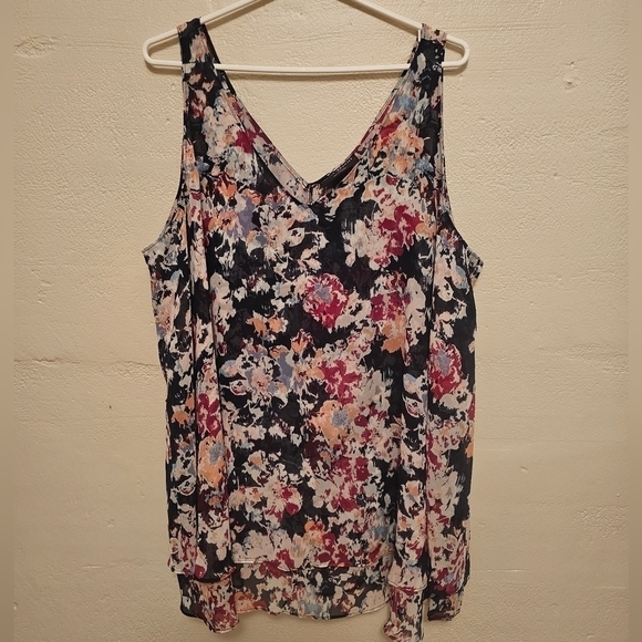 Lane Bryant  Floral Plus Size Tank Top - Picture 2 of 8